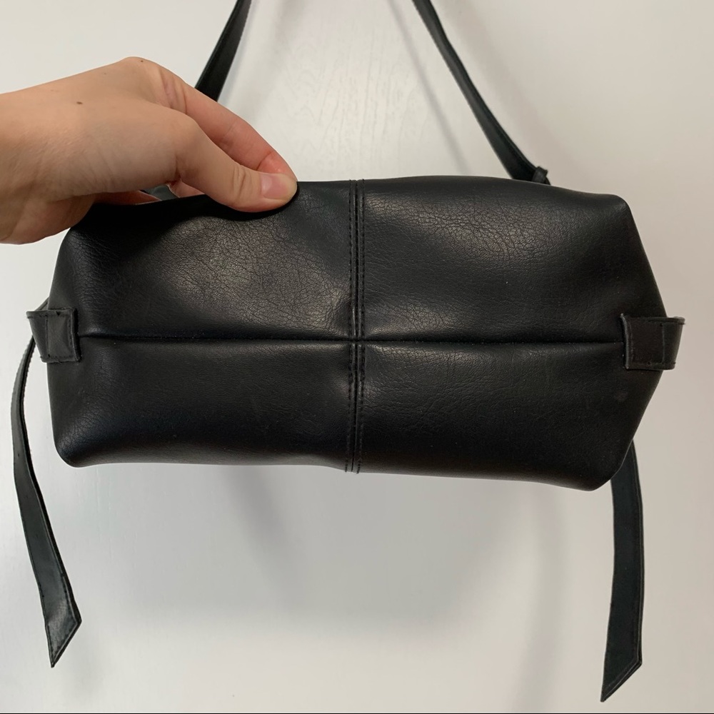 EUC Vintage Black Hobo Shoulder Bag - Picture 11 of 12